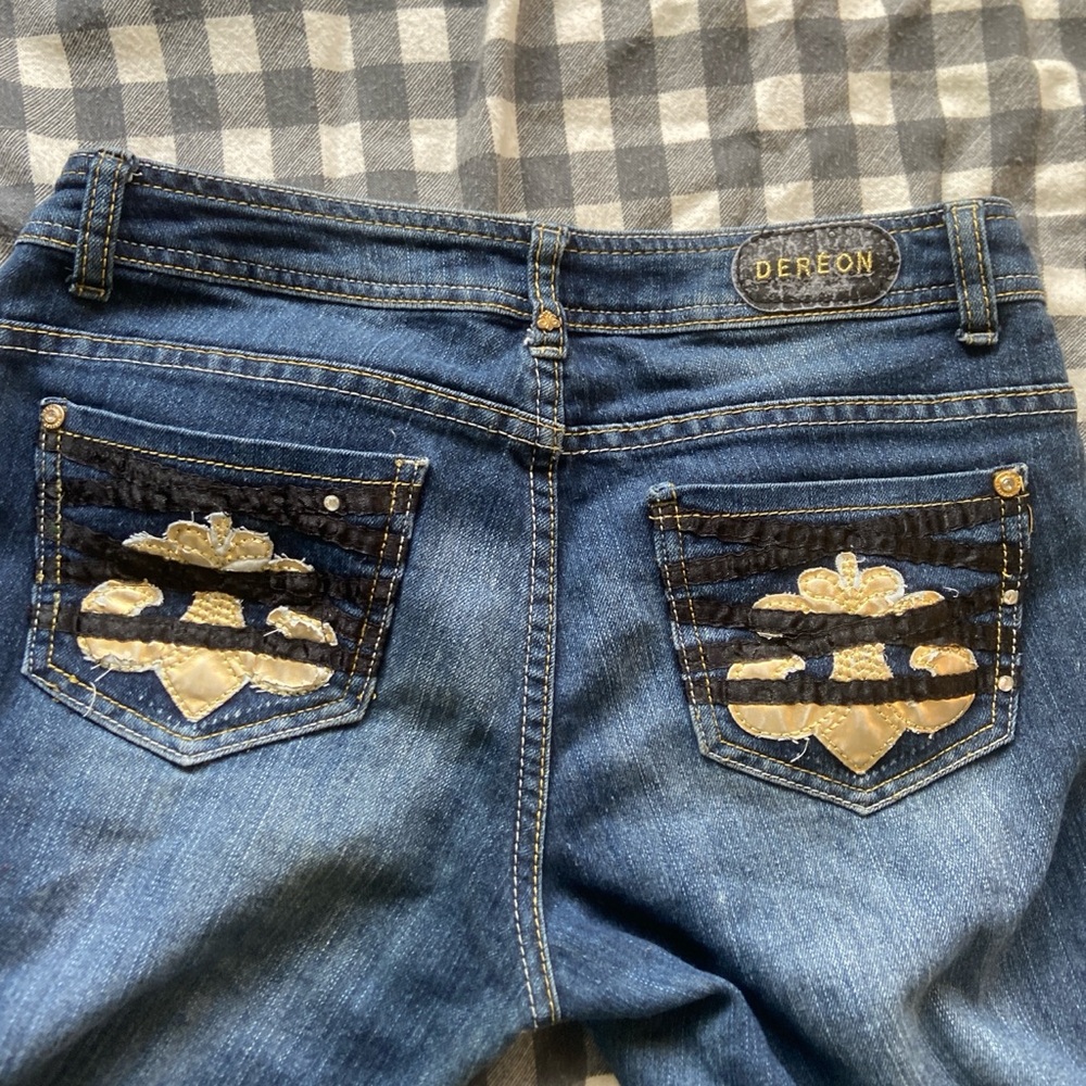 2006 women’s dereon jeans